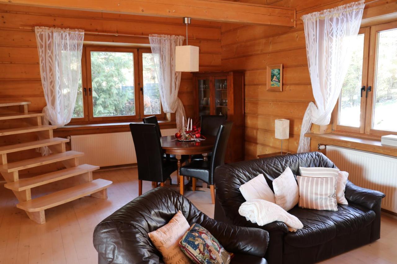 Villa Lupus Устрики-Долішні Екстер'єр фото